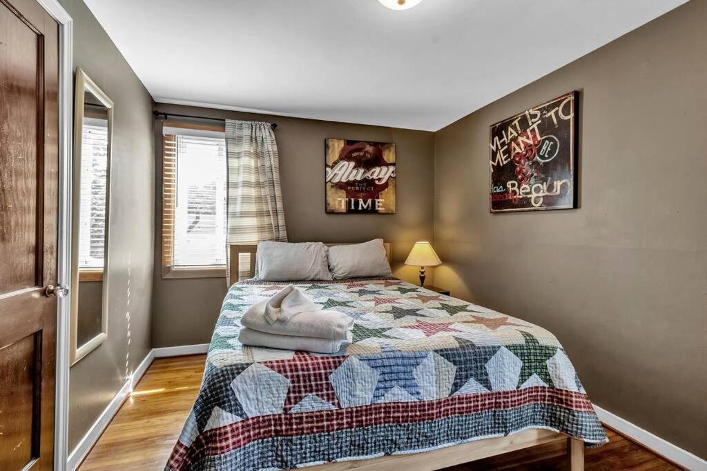 Gorgeous 2 Queen Bedroom Apartment In North Buffalo With 70 Inch Tv Eksteriør bilde